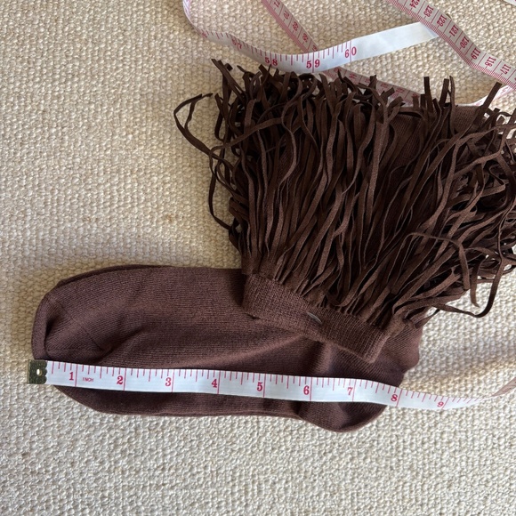 knee-high fringe cuff socks brown One Size - Picture 4 of 7